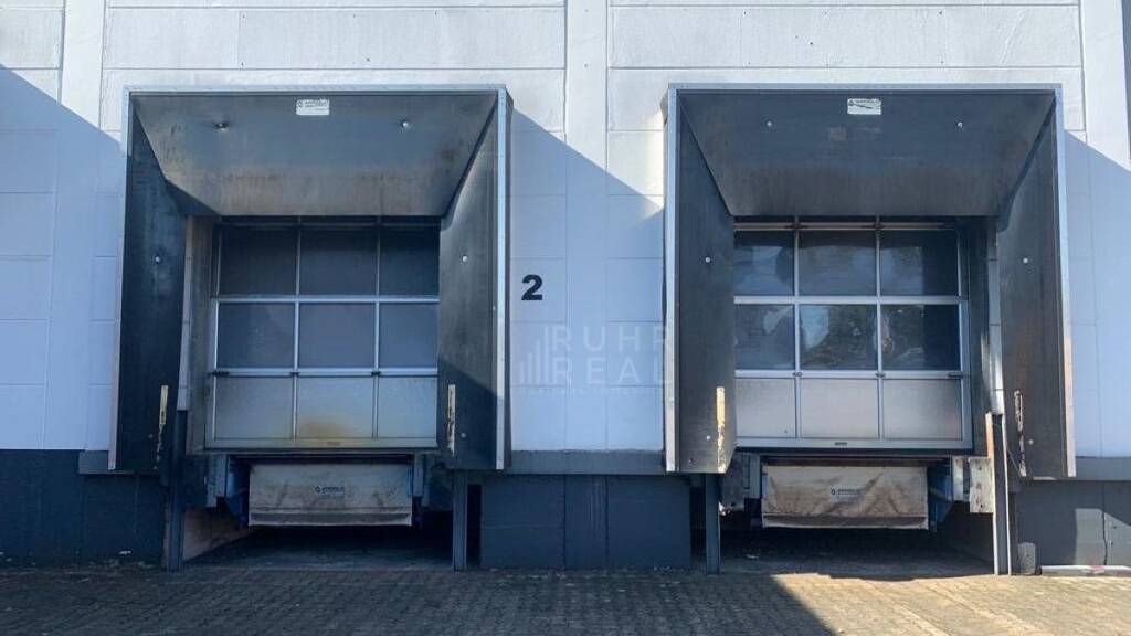 Lagerhalle zur Miete 4 € 2.200 m² Lagerfläche teilbar ab 1.000 m² Lennetal Hagen 58093