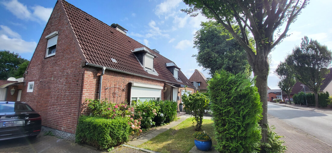 Doppelhaushälfte zum Kauf provisionsfrei 225.000 € 4 Zimmer 97 m²<br/>Wohnfläche 363 m²<br/>Grundstück Heide Heide 25746