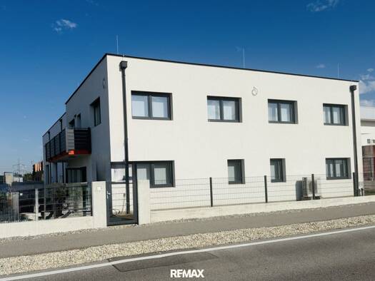 Büro zur Miete - Erstbezug 1.500 € 5 Zimmer 120 m² Bürofläche Parndorf 7111