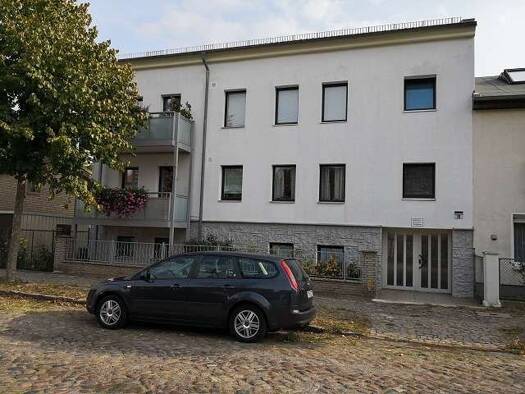 Garage zur Miete provisionsfrei 100 € Johannastr. 16 Spandau Berlin 13581