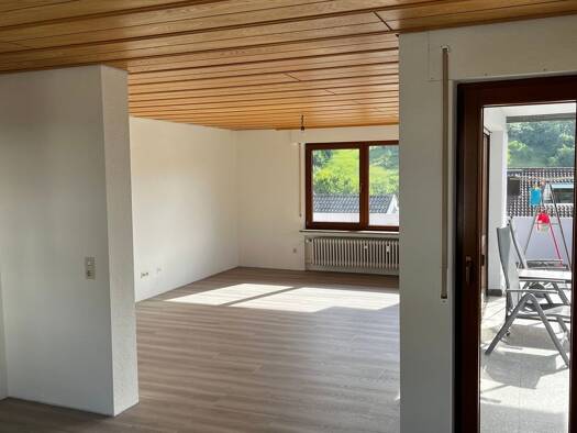 Wohnung zur Miete 1.120 € 3,5 Zimmer 96 m² Geschoss 1/4 frei ab 01.11.2026 St Bernhardt Esslingen am Neckar 73732