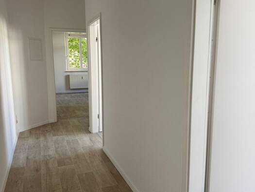 Wohnung zur Miete 300 € 2 Zimmer 55 m² EG frei ab sofort Weststraße Reichenbach Reichenbach 08468