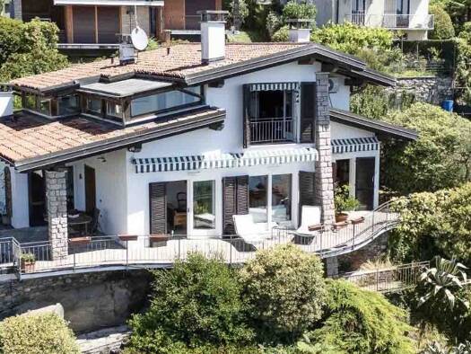 Haus zum Kauf 1.280.000 € 254 m² 600 m² Grundstück Verbania 28925