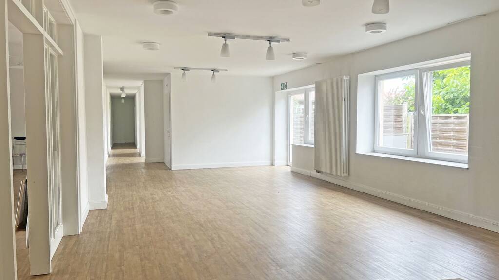 Praxisfläche zur Miete 2.200 € 6 Zimmer 220 m² Bürofläche Rehme Bad Oeynhausen 32547