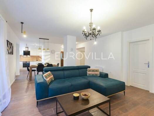 Einfamilienhaus zum Kauf 1.200.000 € 8 Zimmer 320 m² Antonci Poreč 52440