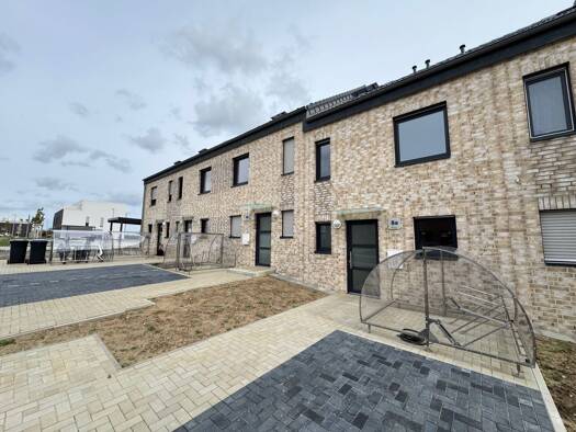 Reihenmittelhaus zur Miete - Erstbezug 1.360 € 5 Zimmer 108,8 m² Am Feldscheunenteich 8a Reislingen Wolfsburg 38446