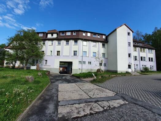 Wohnung zur Miete 495 € 4 Zimmer 82,1 m² 1. Geschoss frei ab sofort Talstr. 15 Eisenberg 07607