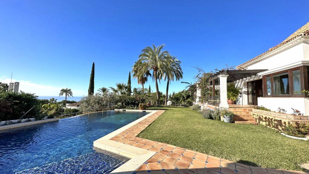 Villa zum Kauf 4.995.000 € 7 Zimmer 660 m² 2.090 m² Grundstück Marbella Golden Mile 29600