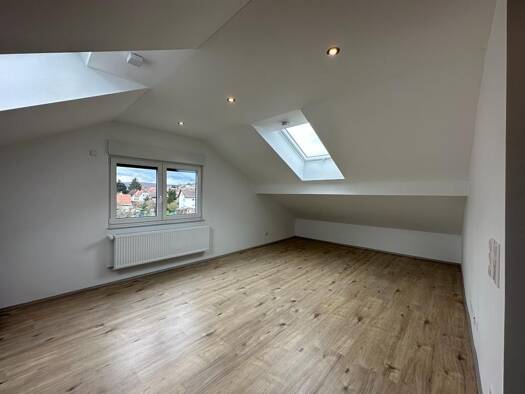 Wohnung zur Miete 750 € 2 Zimmer 65 m² Geschoss 2/2 frei ab 01.12.2026 Talstraße 13 Nöttingen Remchingen 75196