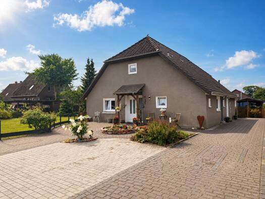 Einfamilienhaus zum Kauf 349.000 € 4 Zimmer 134 m² 1.200 m² Grundstück Langendamm Varel 26316