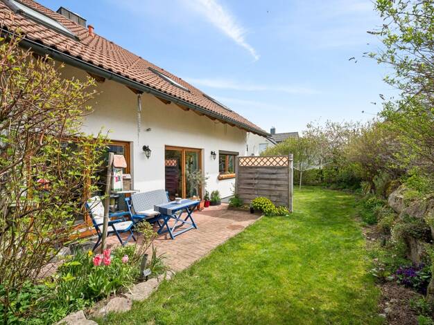 Einfamilienhaus zum Kauf provisionsfrei 498.000 € 7 Zimmer 147,4 m² 522 m² Grundstück Langenschiltach Sankt Georgen im Schwarzwald 78112