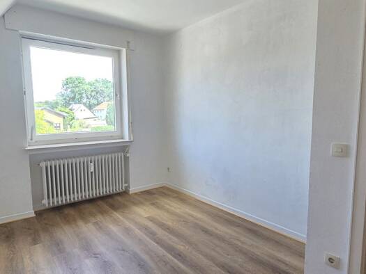Wohnung zur Miete 340 € 2 Zimmer 40 m² Babenhausen Dornberg 33613