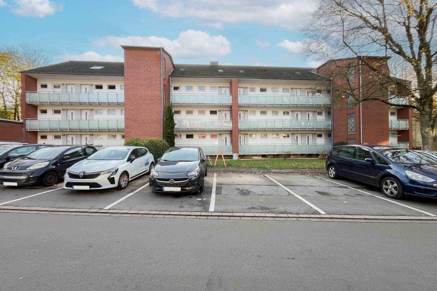 Immobilie in Erkrath - ETW für KAPITALANLEGER: Dauerhaft vermietet, 1-Zimmer mit Loggia - Bild 0