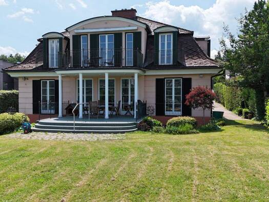 Haus zum Kauf 8 Zimmer 354 m² 1.222 m² Grundstück Velden am Wörther See 9220