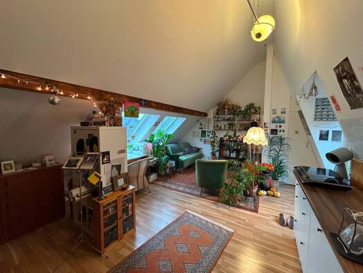 Studio zur Miete 380 € 1 Zimmer 35 m² Geschoss 4/4 frei ab 15.01.2027 Huttrop Essen 45138