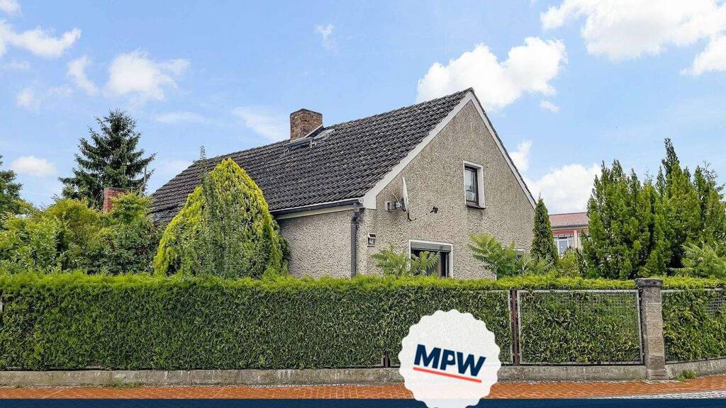 Einfamilienhaus zum Kauf 249.000 € 4 Zimmer 79,3 m² 597 m² Grundstück Hennickendorf Rüdersdorf bei Berlin 15378