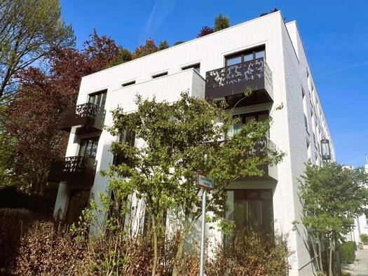 Wohnung zur Miete 2.300 € 2 Zimmer 50 m² frei ab 01.10.2026 Harvestehude Eimsbüttel 20149