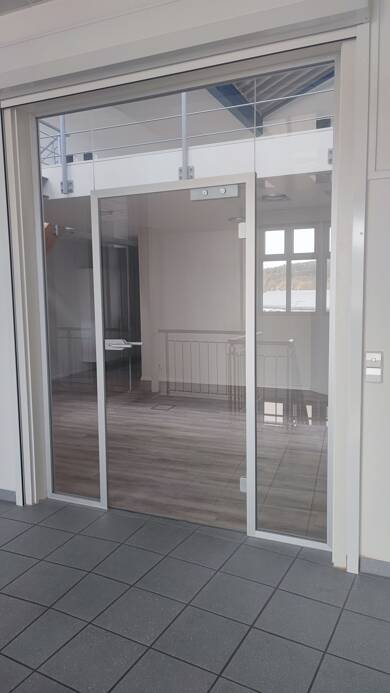 Bürofläche zur Miete provisionsfrei 10,50 € 3 Zimmer 238 m² Bürofläche Im Entenbad 23 Lörrach 79541