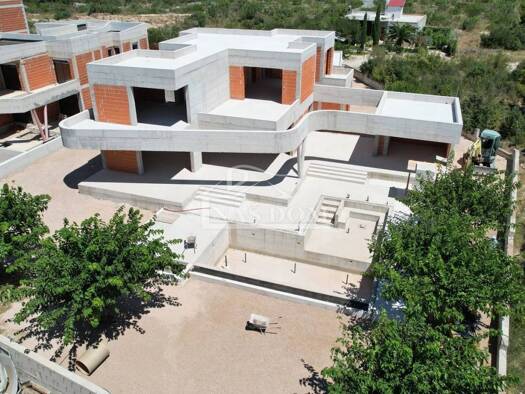 Einfamilienhaus zum Kauf 2.000.000 € 5 Zimmer 590 m² Vodice 22211