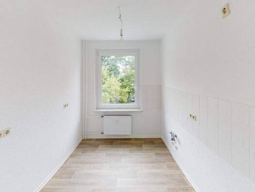 Wohnung zur Miete 420 € 3 Zimmer 57,3 m² 3. Geschoss frei ab 01.08.2026 Blankenburgstr. 5 Furth Chemnitz 09114