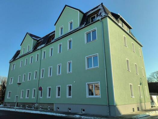 Wohnung zur Miete 821 € 3 Zimmer 82,1 m² frei ab 01.05.2026 Friedenstraße 9 Finsterwalde 03238