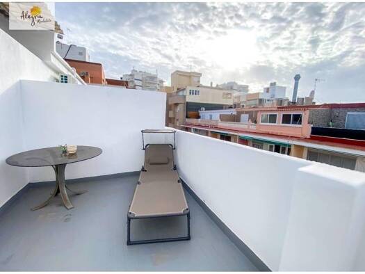 Penthouse zur Miete 650 € 1 Zimmer 48 m² 5. Geschoss Sueca 46410