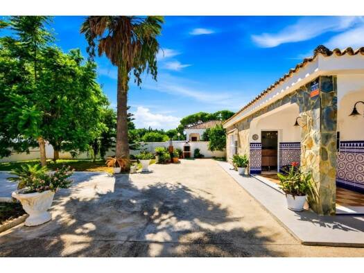 Chalet zum Kauf 330.000 € 4 Zimmer 121 m² 930 m² Grundstück Chiclana de la Frontera 11130