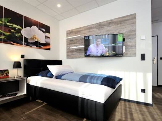 Wohnung zur Miete auf Zeit 1.195 € 1 Zimmer 22 m² Offenbach am Main Offenbach am Main 63065