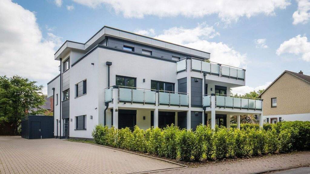 Mehrfamilienhaus zum Kauf 1.900.000 € 483 m² 830 m² Grundstück Wiefelstede 26215