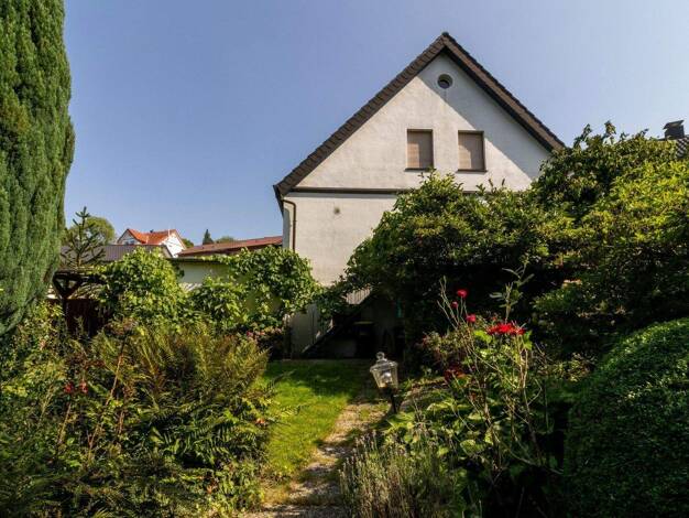 Einfamilienhaus zum Kauf provisionsfrei 195.000 € 7 Zimmer 165 m² 785 m² Grundstück Vlotho 32602