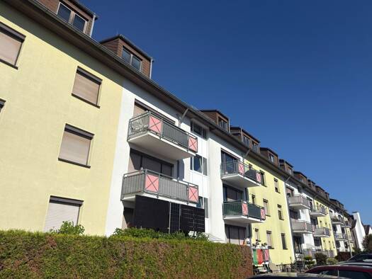 Wohnung zum Kauf 345.000 € 4 Zimmer 101 m² Schweinheim Aschaffenburg 63743