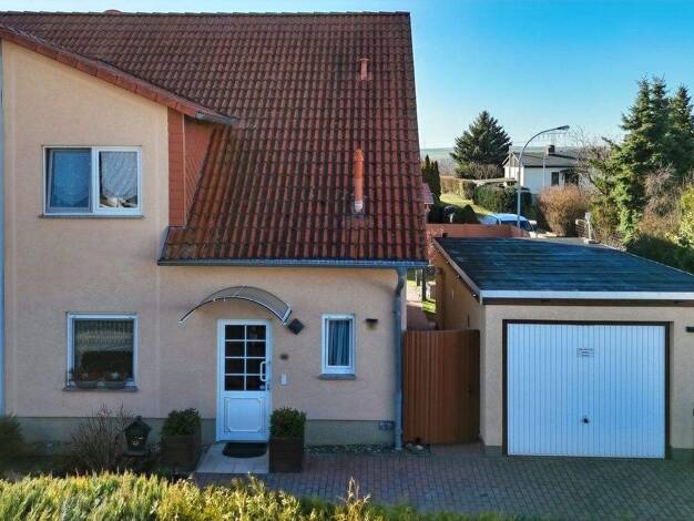 Doppelhaushälfte zum Kauf 249.000 € 4 Zimmer 129 m² 298 m² Grundstück Aschersleben 06449