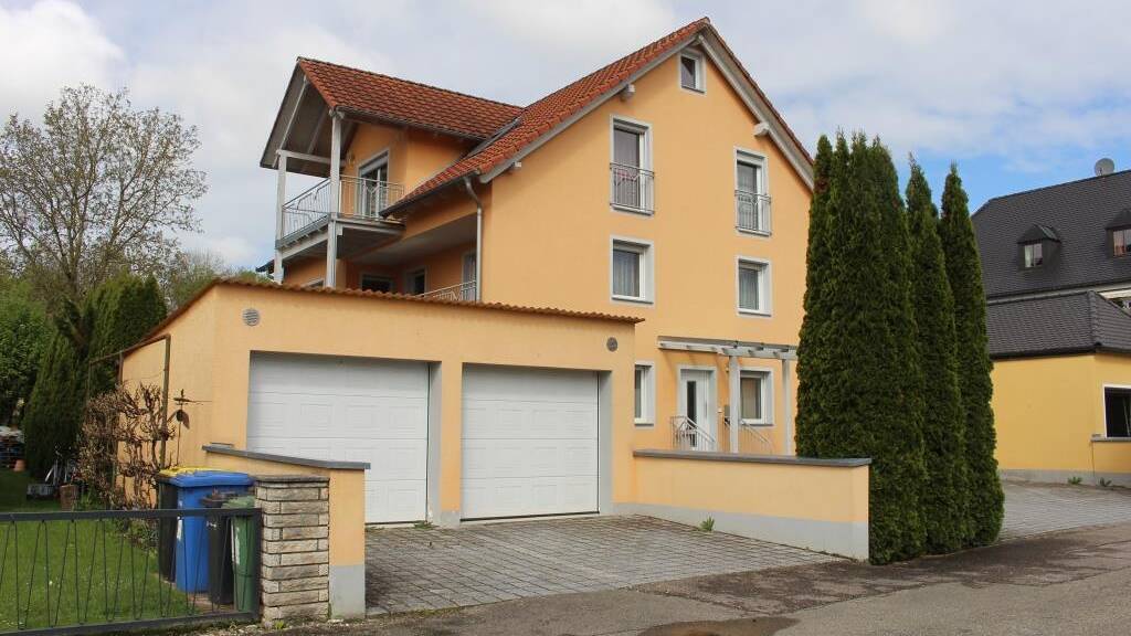 Mehrfamilienhaus zum Kauf 1.350.000 € 12 Zimmer 313 m² 620 m² Grundstück frei ab sofort Neuburg Neuburg an der Donau 86633