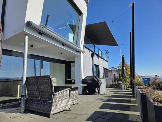 Wohnung zur Miete 2.100 € 3,5 Zimmer 108 m² Geschoss EG/1 frei ab sofort Sipplingen 78354