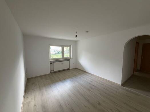 Wohnung zur Miete 690 € 2 Zimmer 51 m² frei ab sofort Kürnach 97273