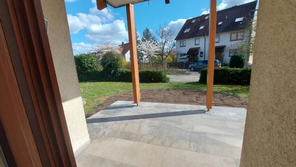 Terrassenwohnung zur Miete 950 € 3 Zimmer 92,8 m² frei ab sofort Sennfeld 97526