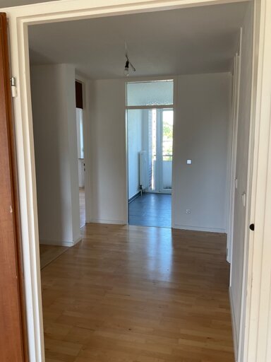 Wohnung zur Miete 766,74 € 3 Zimmer 78 m² 3. Geschoss frei ab 25.11.2024 Äußere Bayreuther Str. 162 Schafhof Nürnberg 90411