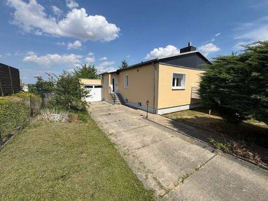 Haus zur Miete 1.250 € 6 Zimmer 130 m² Am Schulberg 5 Neusornzig Mügeln 04769