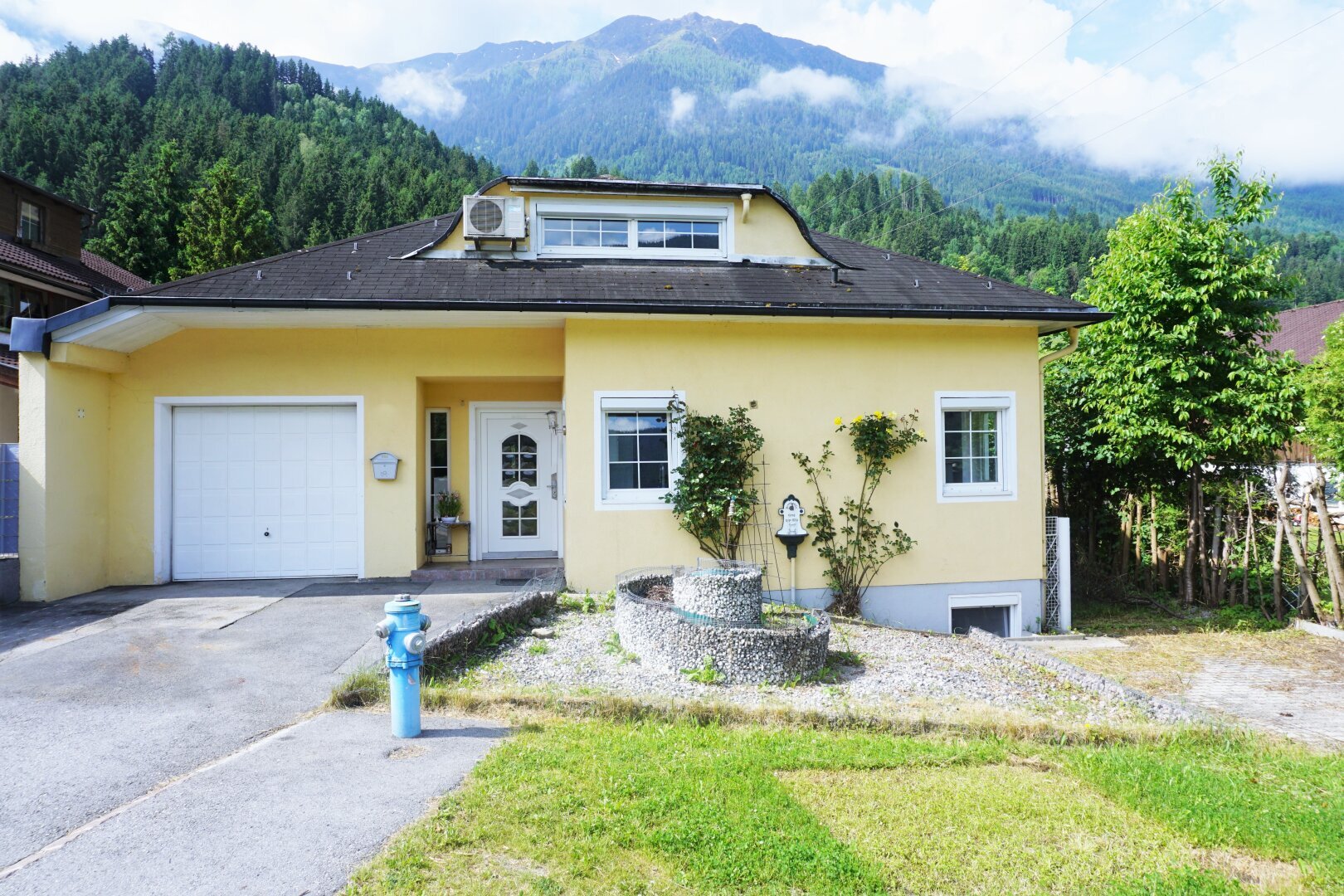 Einfamilienhaus zum Kauf 5,5 Zimmer 190 m²<br/>Wohnfläche 970 m²<br/>Grundstück Polling in Tirol 6404