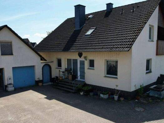 Mehrfamilienhaus zum Kauf provisionsfrei 325.000 € 5 Zimmer 180 m² 1.743 m² Grundstück DetzkämperStr, 76 Nordhemmern Hille 32479