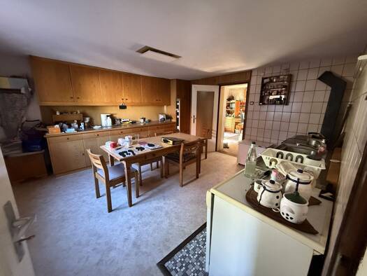 Haus zum Kauf 291.000 € 10 Zimmer 200 m² 2.000 m² Grundstück Langenthal Hirschhorn 69434