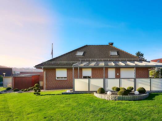Einfamilienhaus zum Kauf 4 Zimmer 143 m² 733 m² Grundstück Oerlinghausen Oerlinghausen 33813