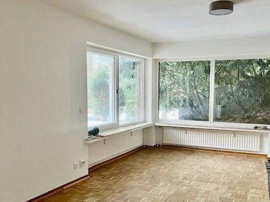 Wohnung zur Miete 966 € 2 Zimmer 84 m² frei ab 15.03.2026 Blankenese Hamburg 22587