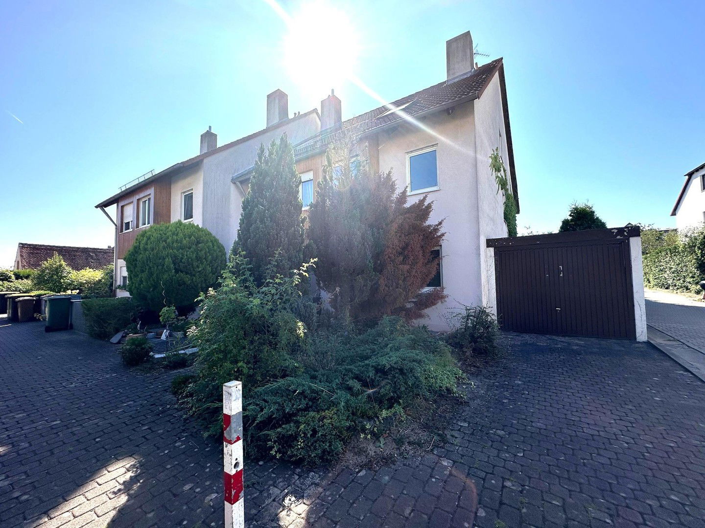 Reihenendhaus zum Kauf provisionsfrei 398.000 € 5 Zimmer 135 m²<br/>Wohnfläche 223 m²<br/>Grundstück Blumenstr. 102 Wintersdorf Zirndorf 90513