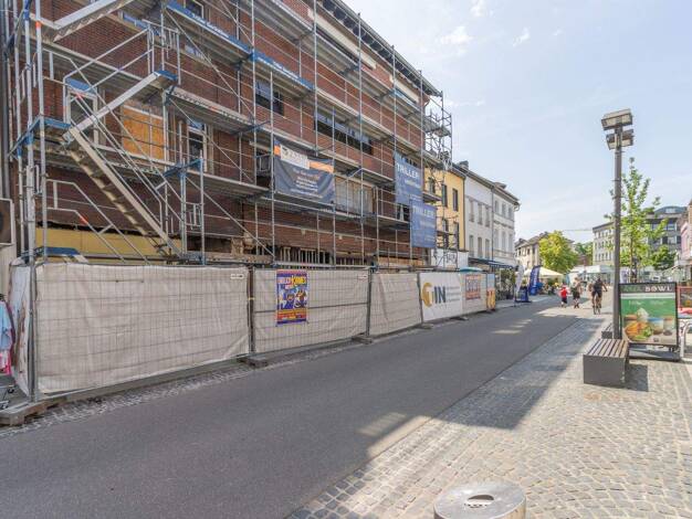 Wohn- und Geschäftshaus zum Kauf als Kapitalanlage geeignet 2.469.000 € 18 Zimmer 1.106 m² 947 m² Grundstück Eschweiler 52249