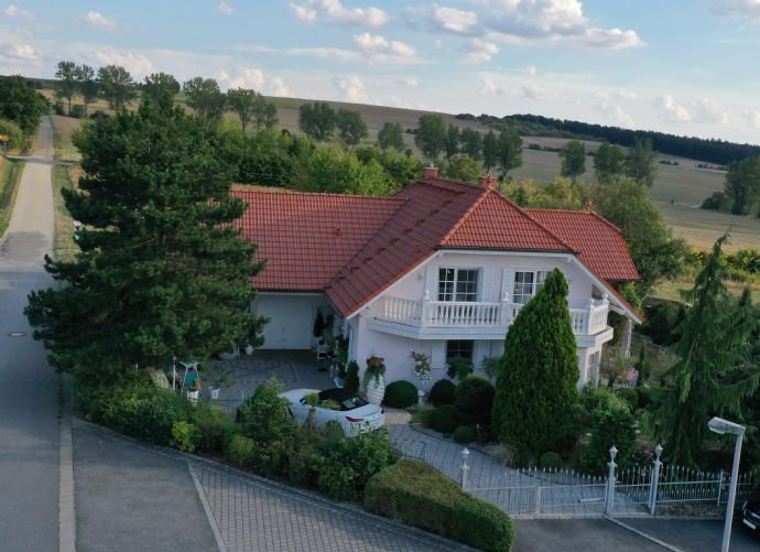 Einfamilienhaus zum Kauf provisionsfrei 598.000 € 6,5 Zimmer 200 m²<br/>Wohnfläche 864 m²<br/>Grundstück Großheirath Großheirath 96269