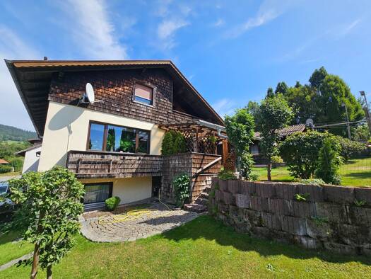 Einfamilienhaus zum Kauf 273.000 € 8 Zimmer 320 m² 1.015 m² Grundstück Lam Lam 93462