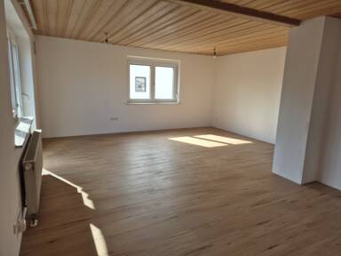 Wohnung zur Miete 980 € 2 Zimmer 93 m² Geschoss 1/3 Essenbach Essenbach 84051