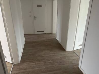 Wohnung zur Miete 800 € 3 Zimmer 86,6 m² 5. Geschoss frei ab sofort Glockenhof Nürnberg 90461