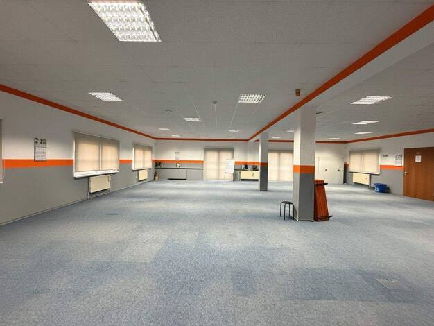 Bürofläche zur Miete provisionsfrei 2.500 € 500 m² Bürofläche Wittenhagen Feldberger Seenlandschaft 17258